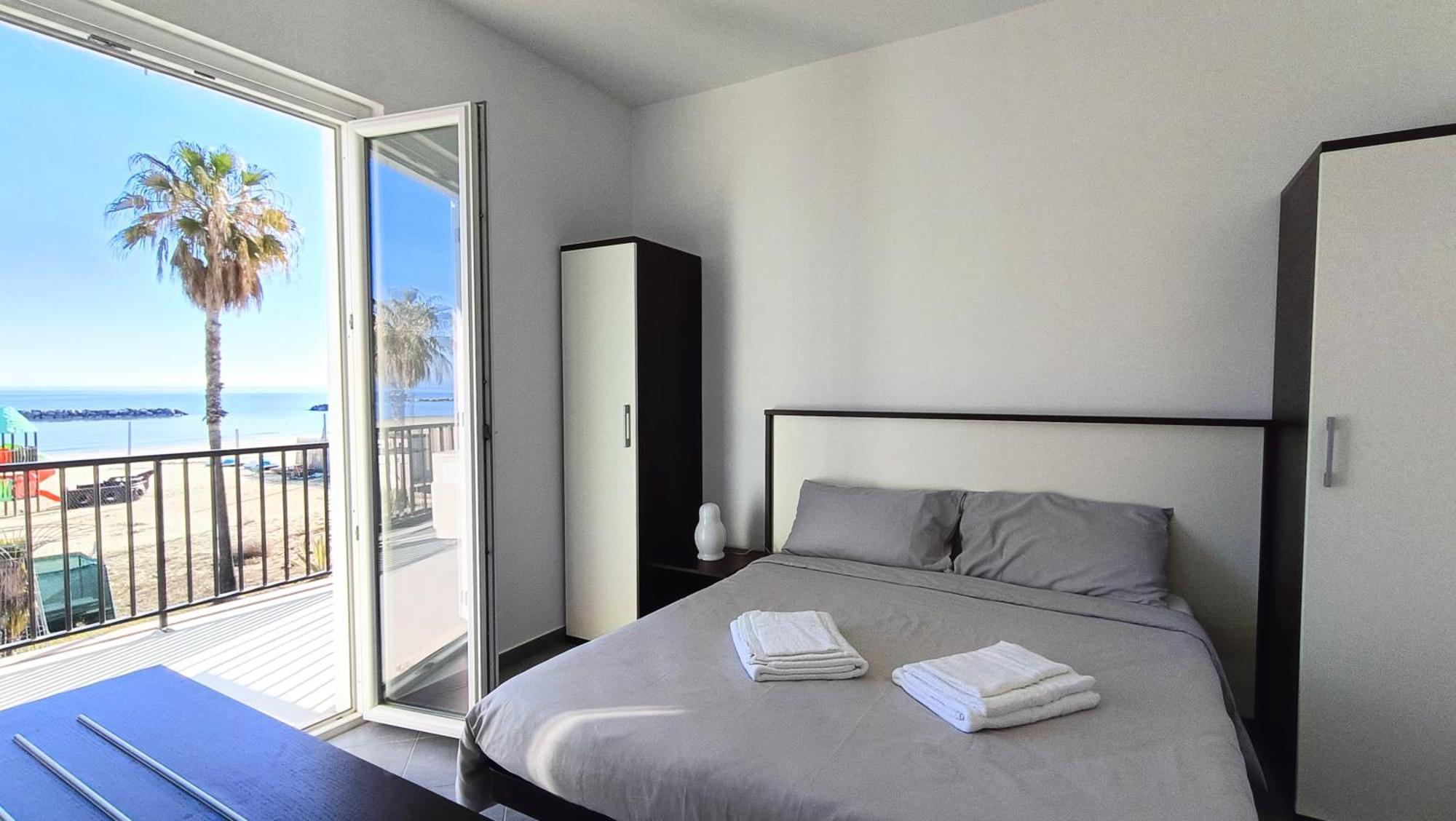 Lido Rooms & Apartments Lido di Fermo Esterno foto